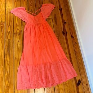 UNFORGETTABLE MOMENTS CORAL EYELET MAXI DRESS Red Dress Boutique. Size Large.